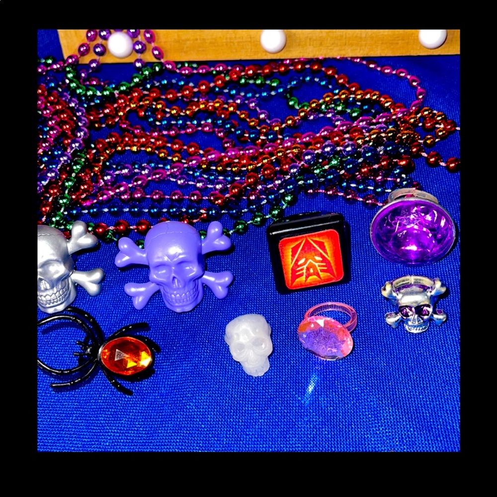 18pc Mixed Toys Birthday party favor PINATA FILLER Kids Children Fun game. - Picture 3 of 3